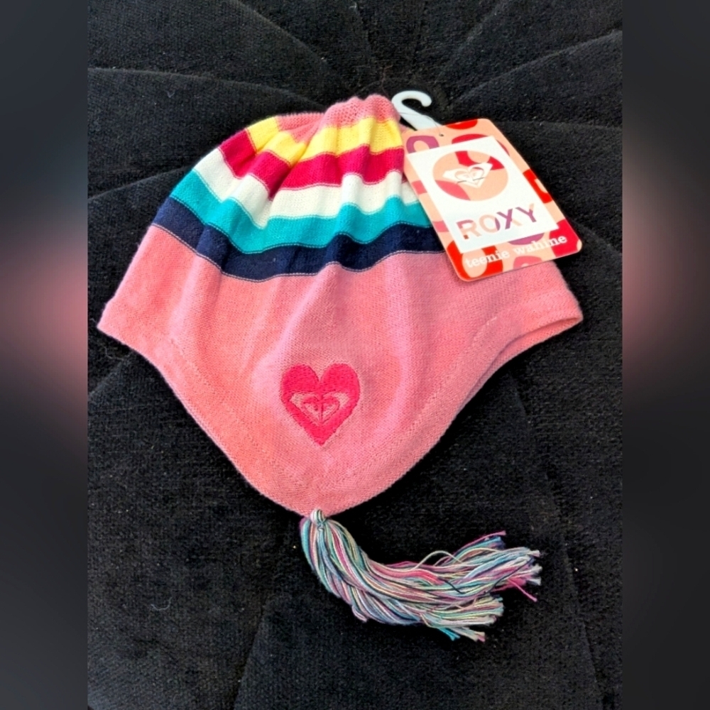 🍁Roxy teenie wahine Beanie hat from ROXY. Baby sz 6-12 m, pink striped NWT
